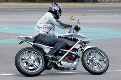 Suzuki’s Green Machine